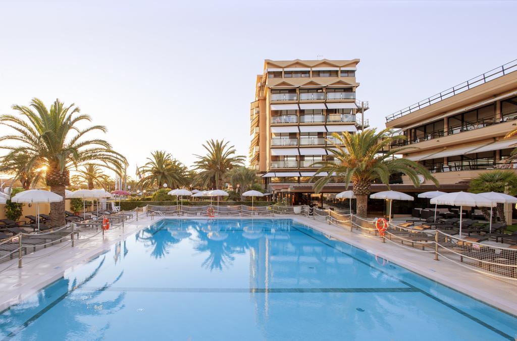 Hotel Caesar Residence & Spa Lido di Camaiore Exterior photo